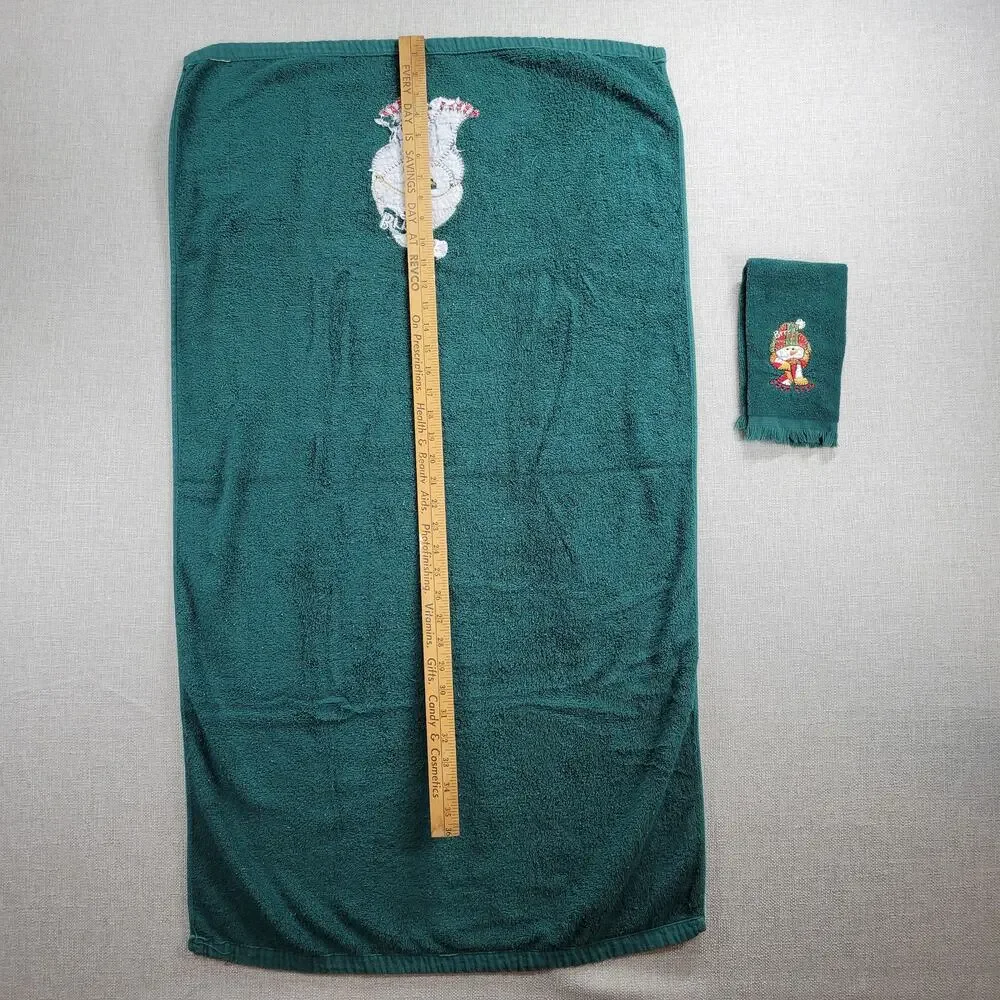 Vintage Cotton Terry Cloth Holiday Towel 2pcs Set Green Winter Snowman Holiday